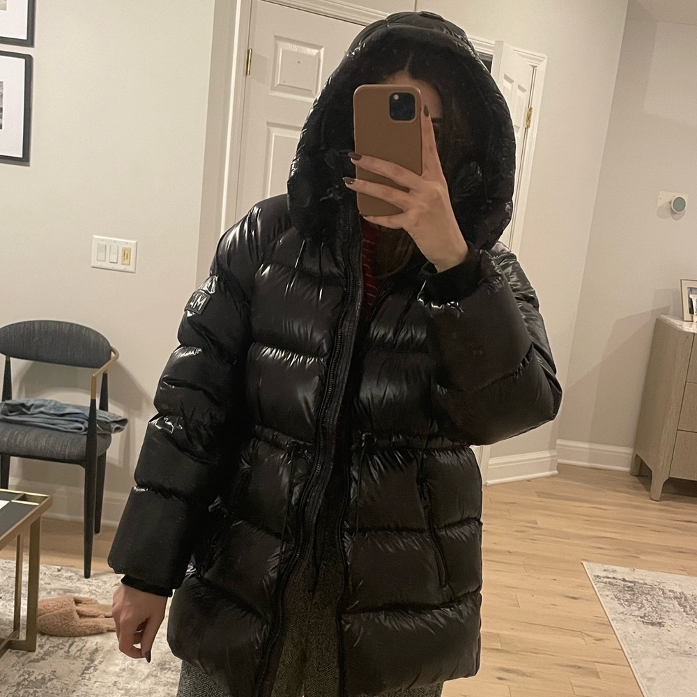 Mackage woman’s shiny black puffer coat xs - Picture 7 of 10